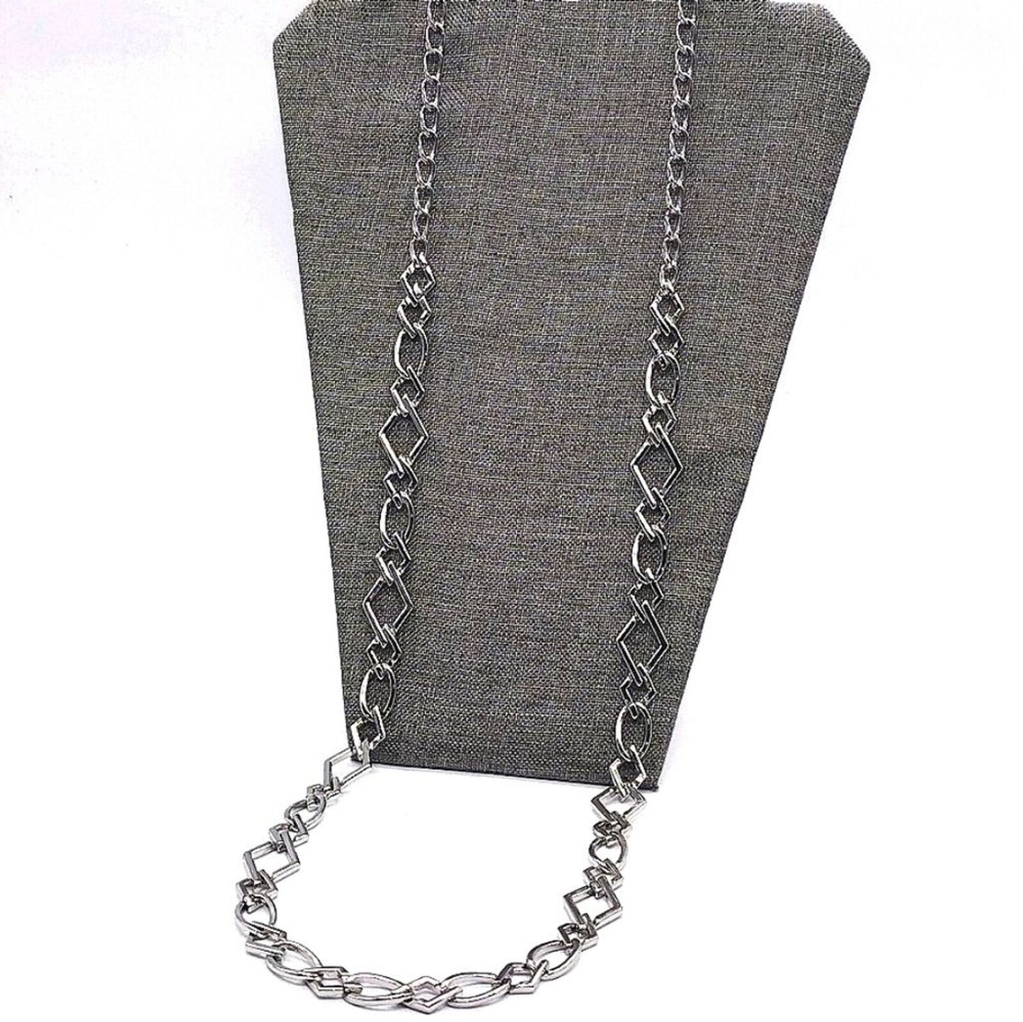 $48 CACHE 36" Silver Scalloped Link Chain Statement Necklace NWT