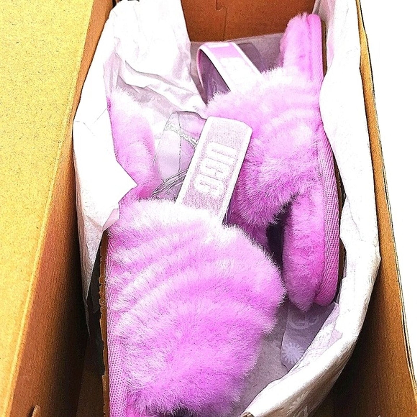 UGG Pink T Fluff Yeah Wavy Slippers Size 9 US girls toddler-SOLD OUT EVERYWHERE!