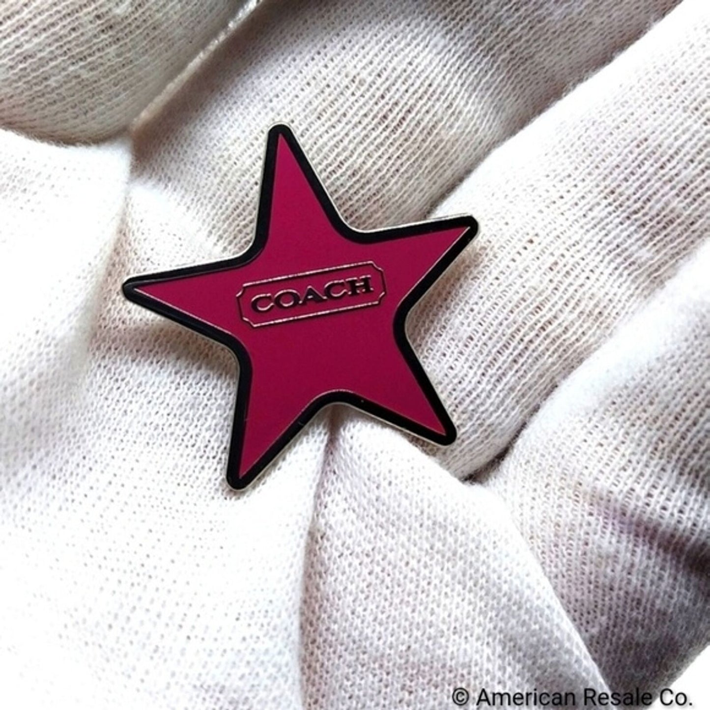 COACH Vintage Mauve Purple Pin brooch, purse or backpack charm