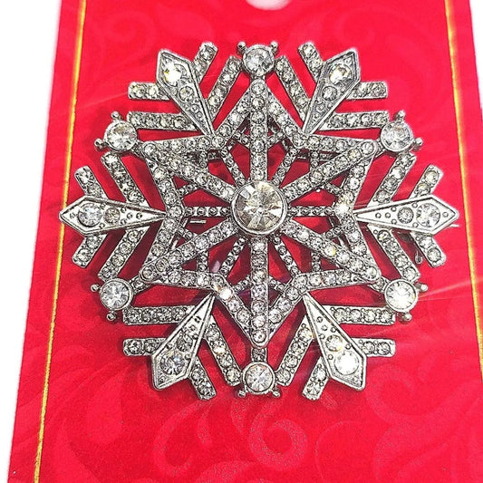 New MACY'S Holiday Lane Pave Crystal Snowflake Pin Brooch in Silver $25