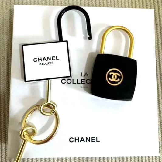 CHANEL PadLock Lock & Key Set Rare VIP Charm Keychain