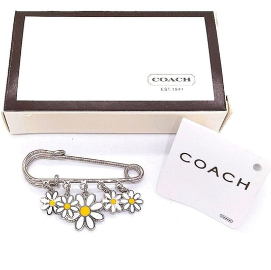 NIB Vintage Coach Flower Daisy Charm Pin Brooch HandBag Purse Backpack Charm