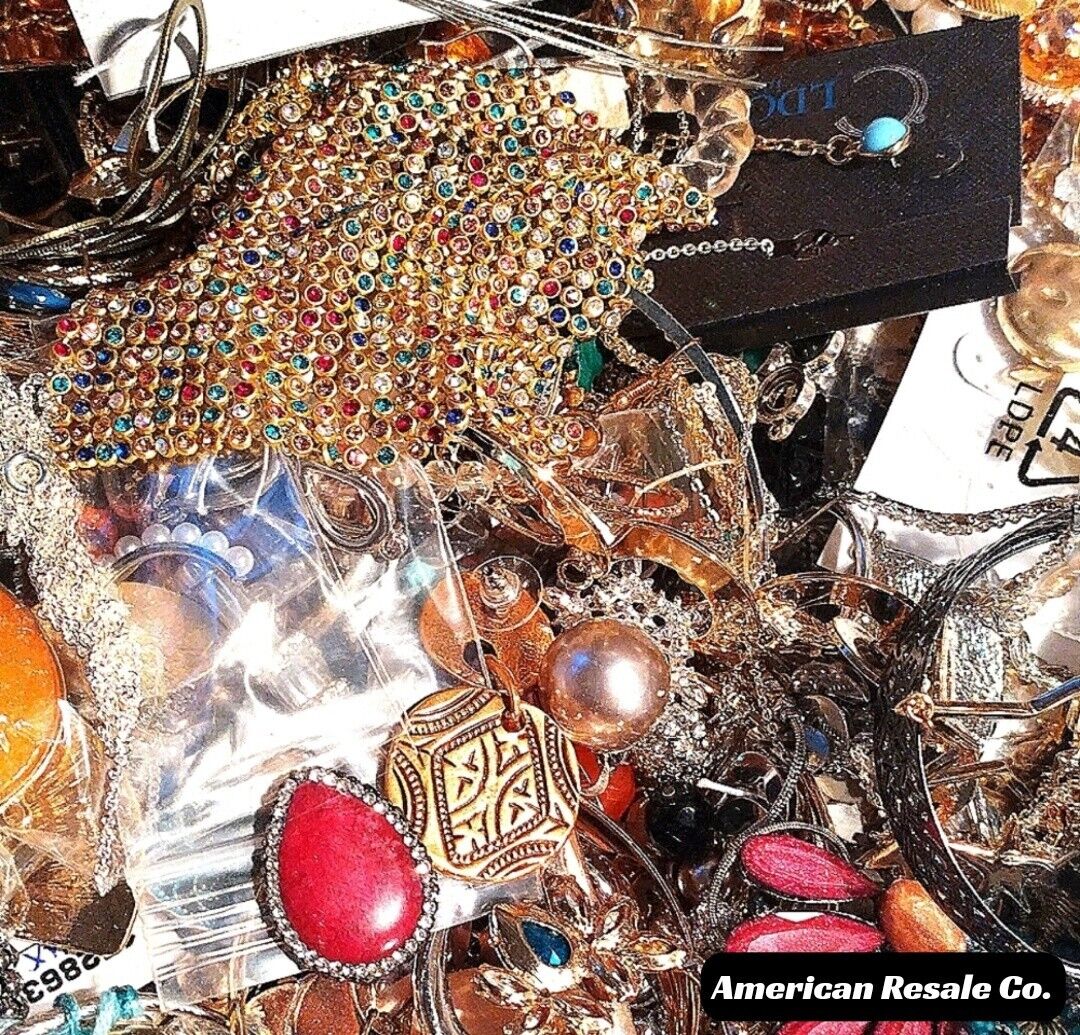 2 Lbs Metal Costume Jewelry Craft Broken Junk Lot, Rings, Earrings, Mismatched