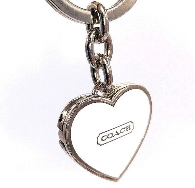 Rare COACH Signature White Enamel Heart Locket Purse Charm Keychain FOB-magnetic