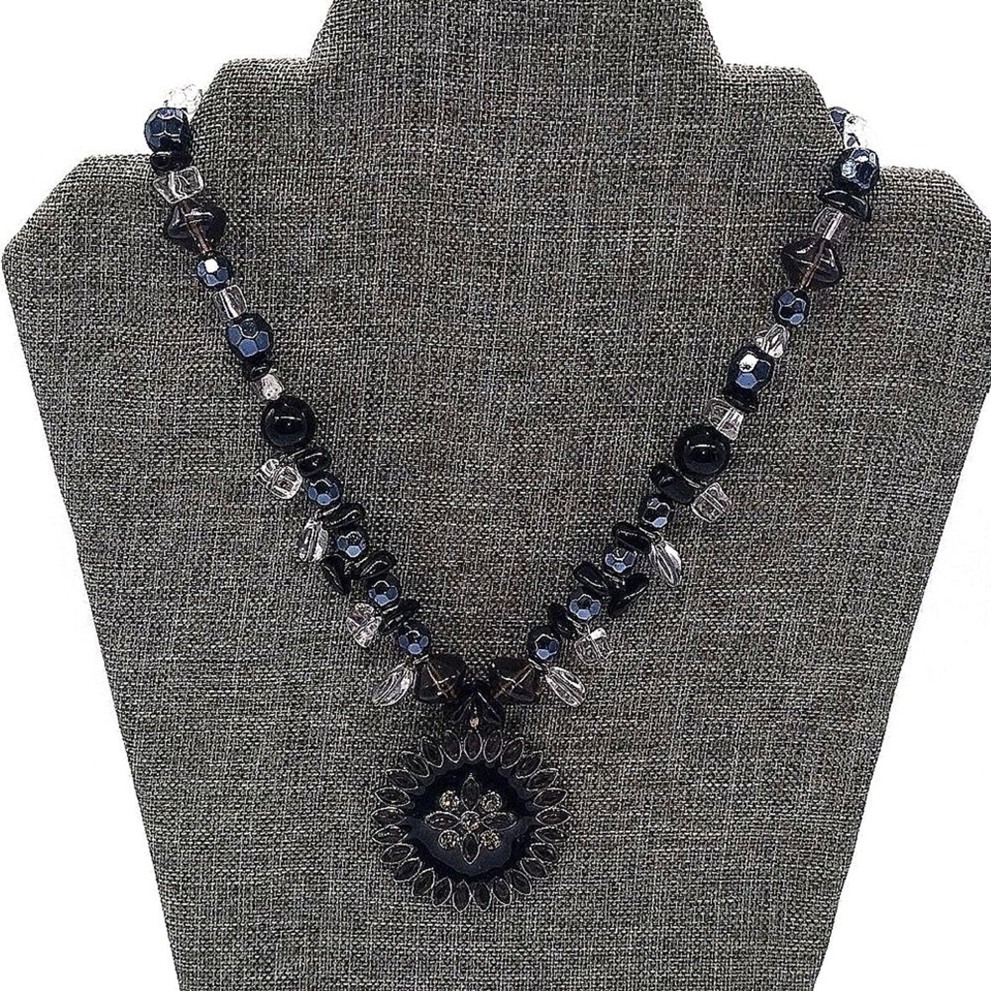 Vintage Rare Joan Rivers Classic Collection Pendant Beaded Black CZ Necklace