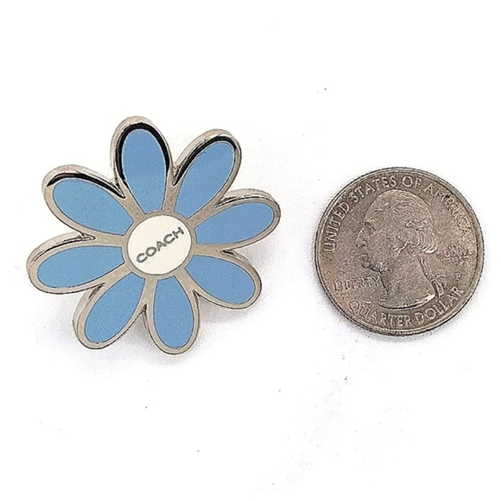 COACH Rare Vintage Sky Blue Daisy Kilt Pin Brooch Purse Backpack Charm
