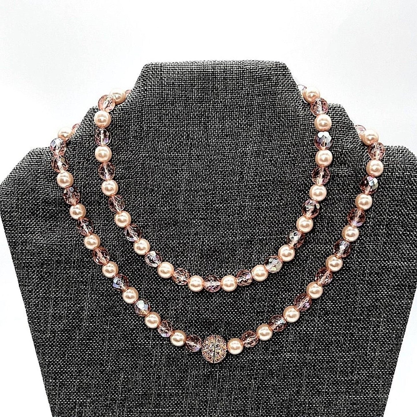 New JOAN RIVERS Vintage 30” Borealis Pink Beaded Cream Glass Pearl Necklace