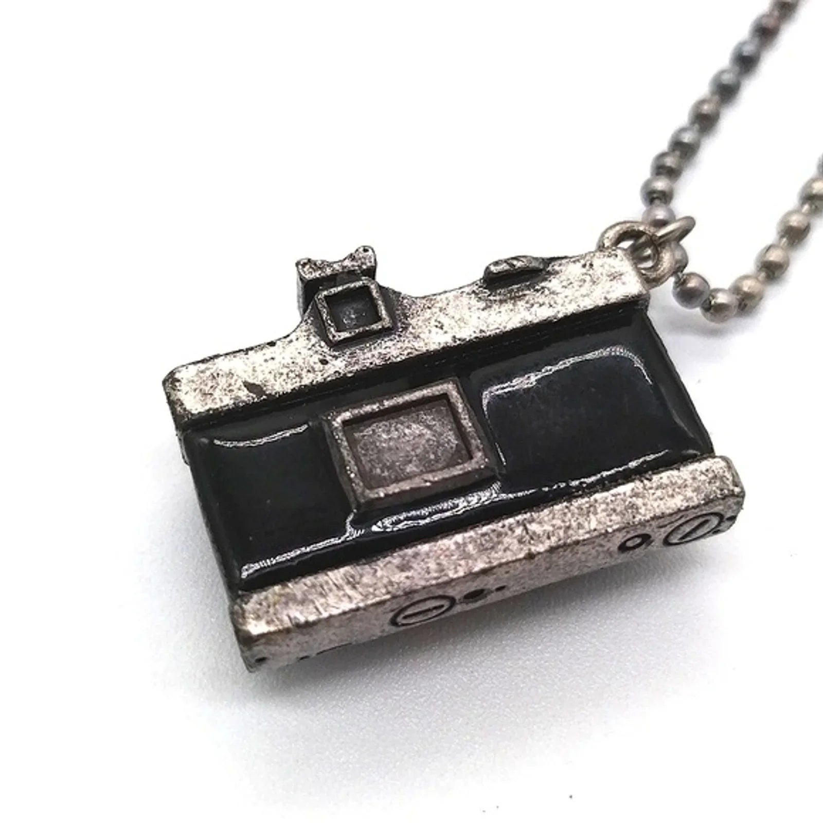 NEW CHICO'S 24" Rare Camera Pendant Statment Necklace in Silver