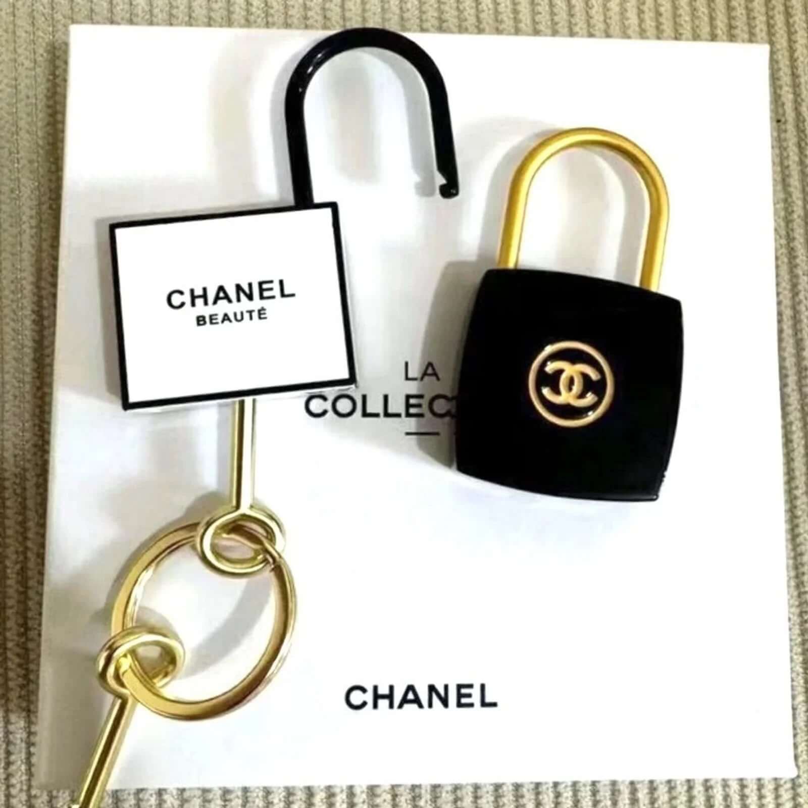 CHANEL PadLock Lock & Key Set Rare VIP Charm Keychain