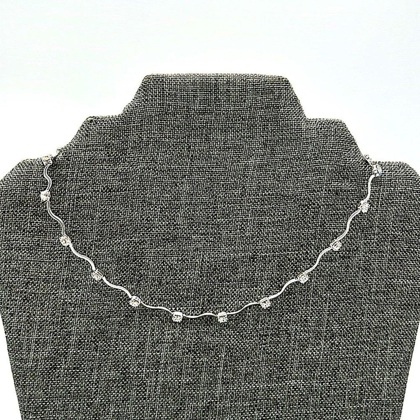 JOAN RIVERS 18” Vintage Delicate Crystal Silver Statement Collar Necklace-NEW