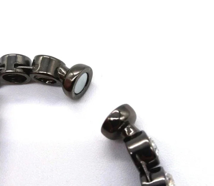 $89 SILPADA K&R Black Swarovski Crystal Glamour Bangle Bracelet KRB0098-Retired