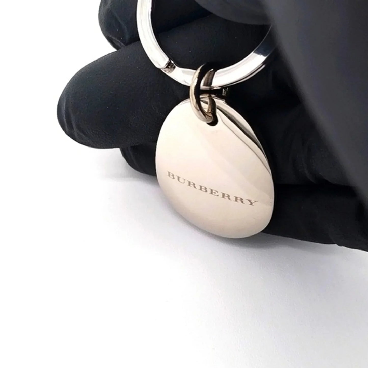 BURBERRY Vintage Nova Check Oval Teardrop keychain fob charm in Red. Unisex