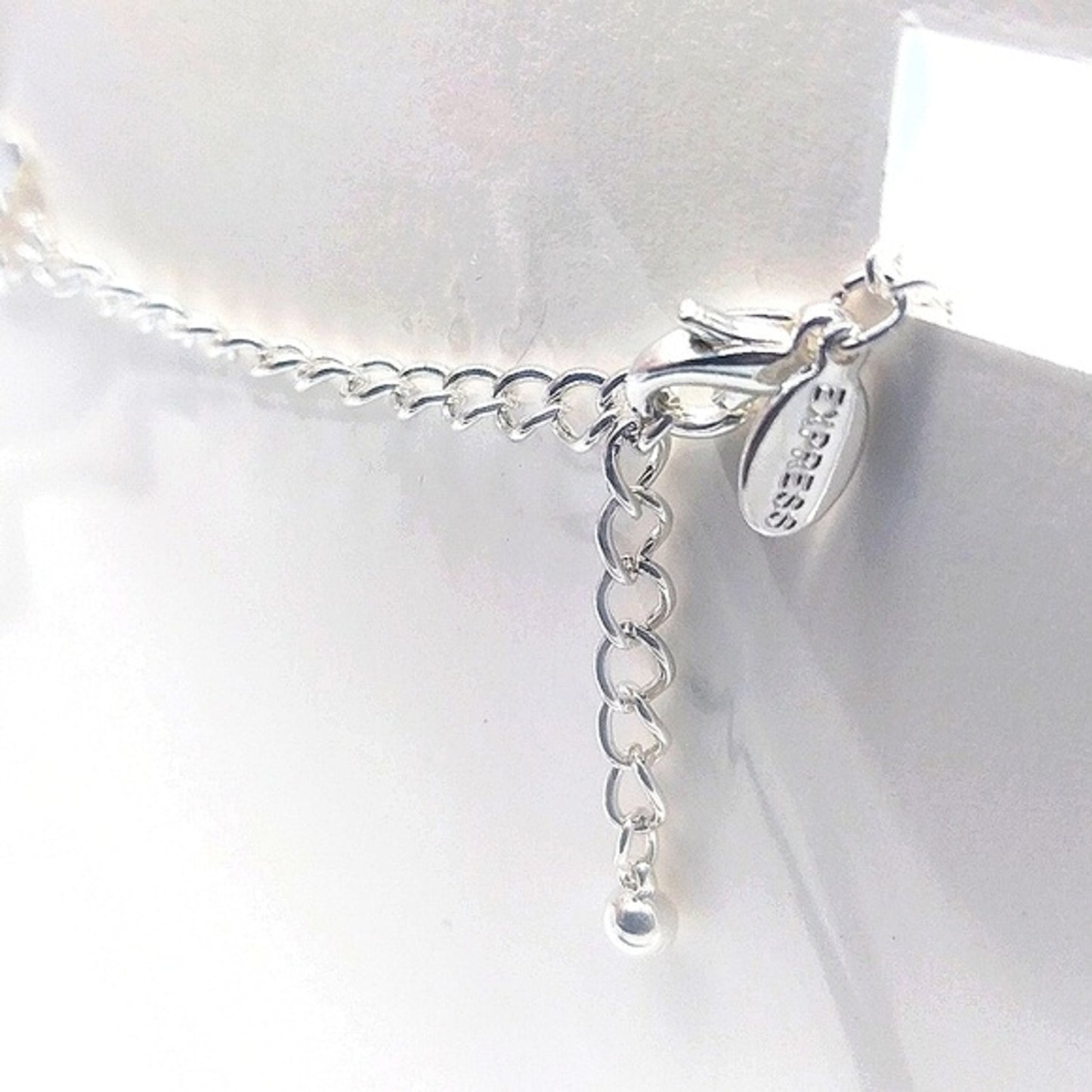 Gorgeous Express Mirrored Reflective choker necklace in Silver 
