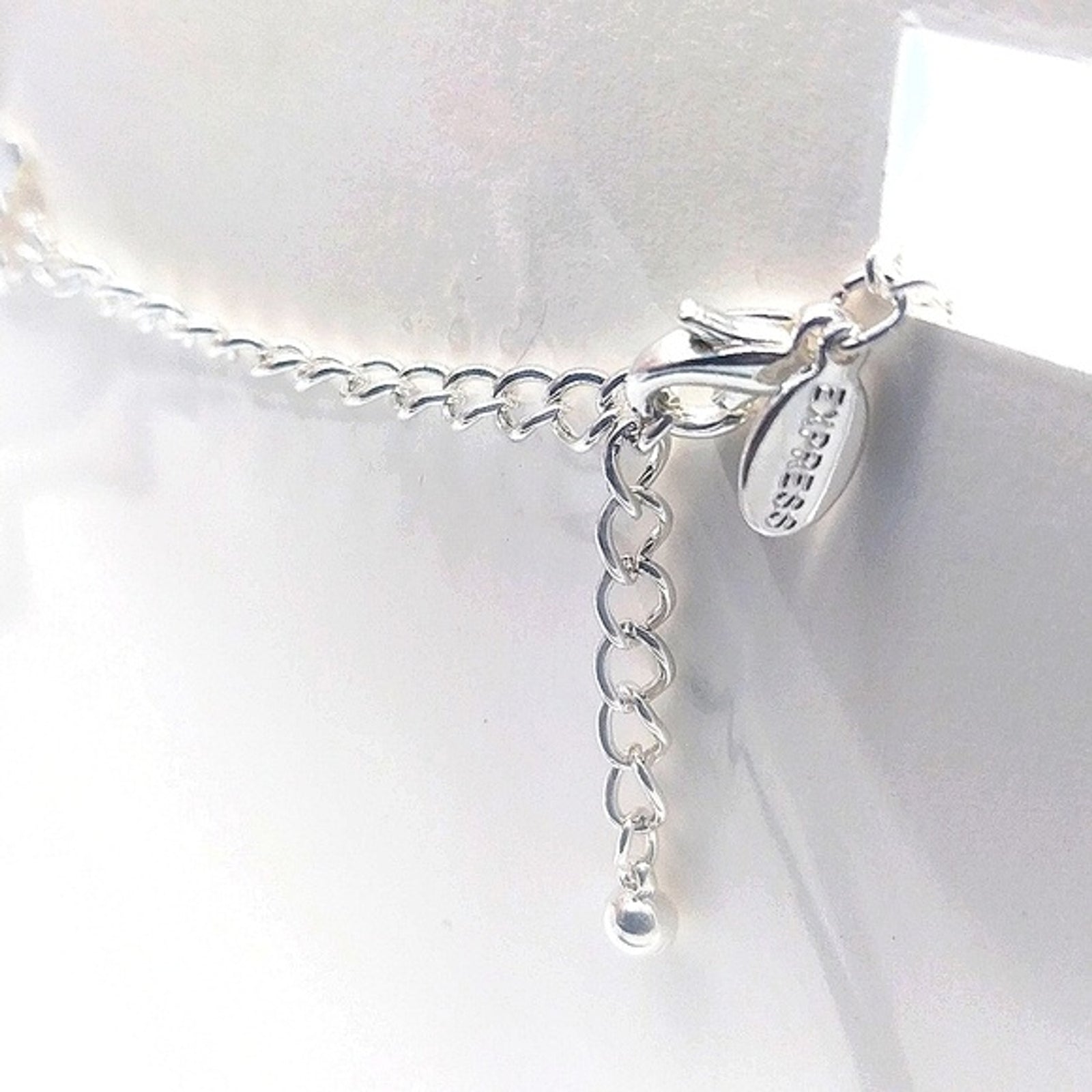 Gorgeous Express Mirrored Reflective choker necklace in Silver 