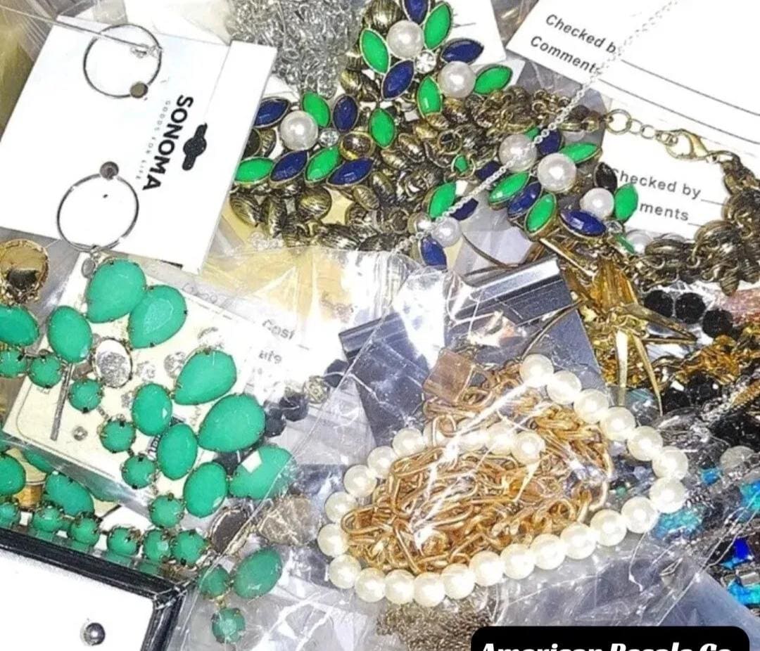 5 lbs 90% GOOD Jewelry Lot-Necklaces,Bracelets,Earrings-Returns-ALL METAL-Craft Gold tone Silver tone Findings